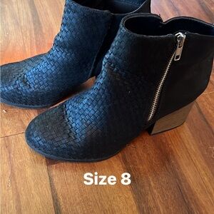 Dress heels